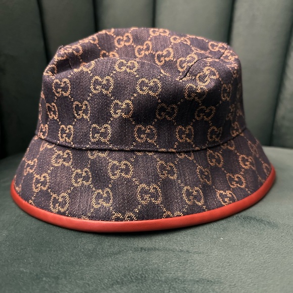 Hat - Picture 2 of 4